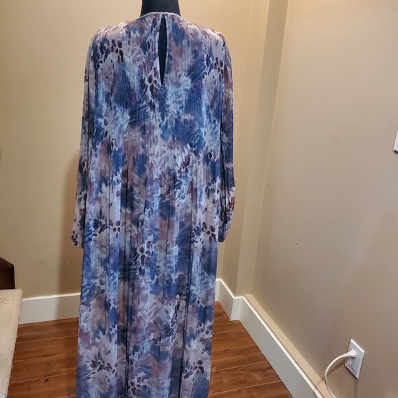 Wilfred, brown, white and beige maxi dress - Picture 3 of 4